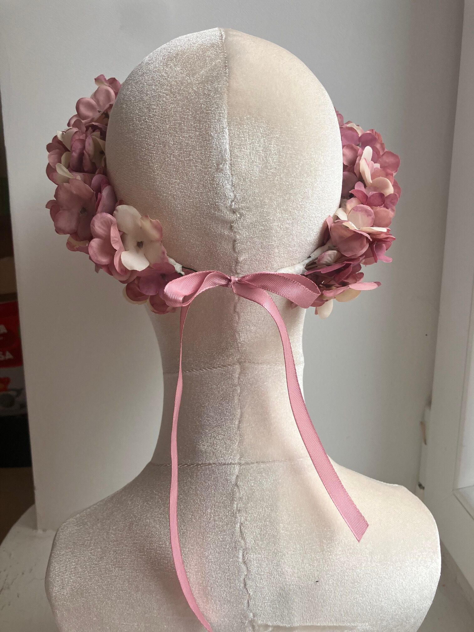 Wianek ślubny boho z kwiatów hortensji